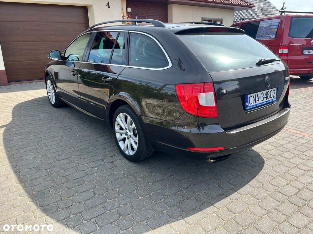 Skoda Superb 1.8 TSI FAMILY - 4