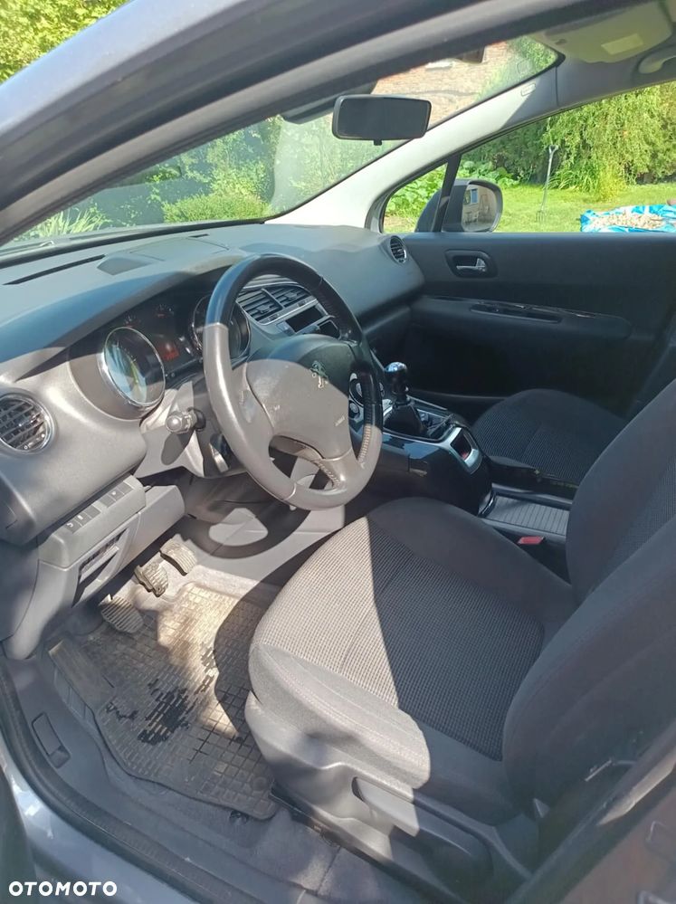 Peugeot 5008 1.6 BlueHDi Active - 5