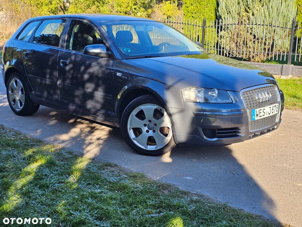 Audi A3 Sportback 1.6 Ambition - 4