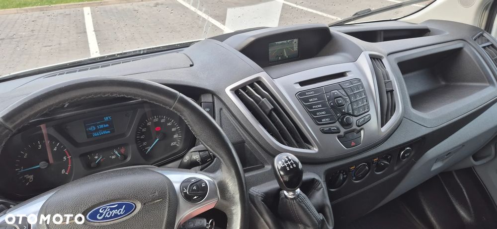 Ford Transit - 4