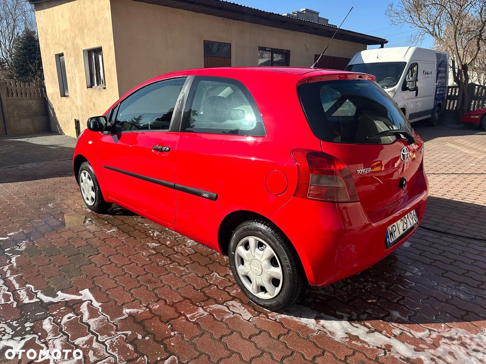 Toyota Yaris 1.0 VVT-i - 5
