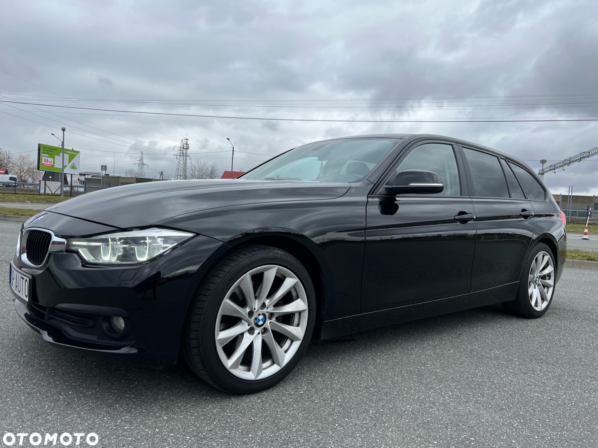 BMW Seria 3 320d Touring - 12