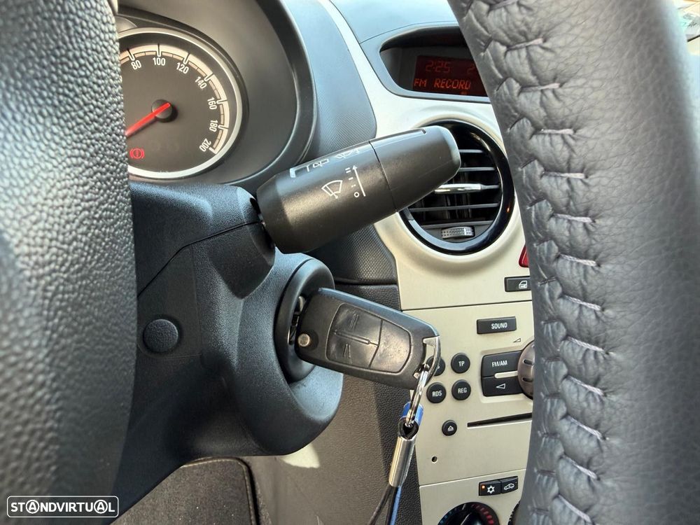 Opel Corsa 1.2 Enjoy Easytronic - 22