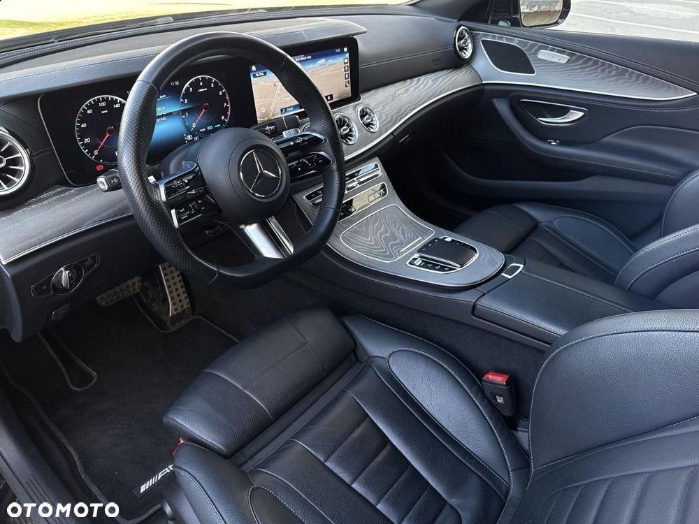 Mercedes-Benz CLS - 10