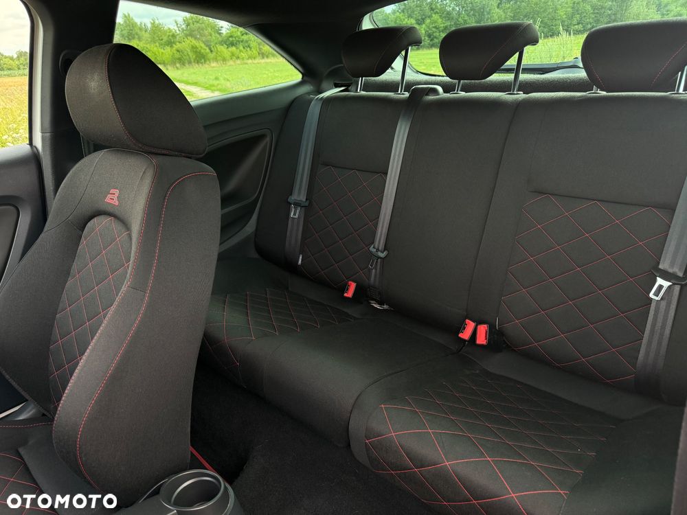 Seat Ibiza SC 1.4 TSI DSG Cupra - 8