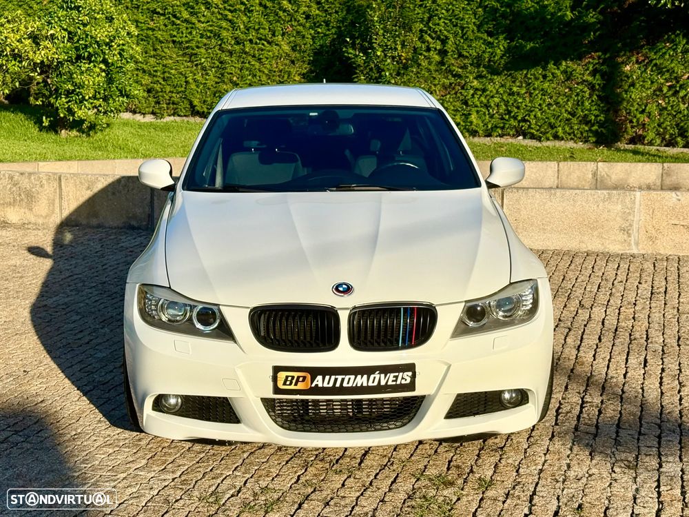 BMW 318 d Edition M Sport Shadow - 15