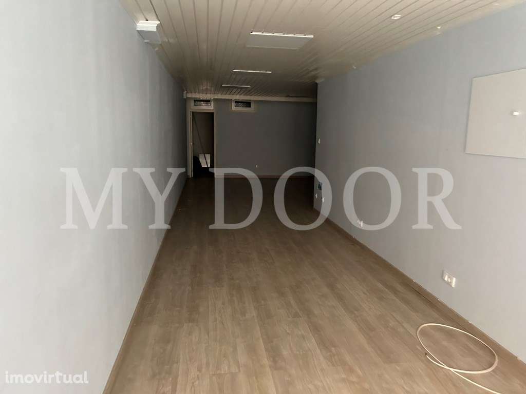 Arrendamento de LOJA / ARMAZÉM em Moscavide - Grande imagem: 4/7