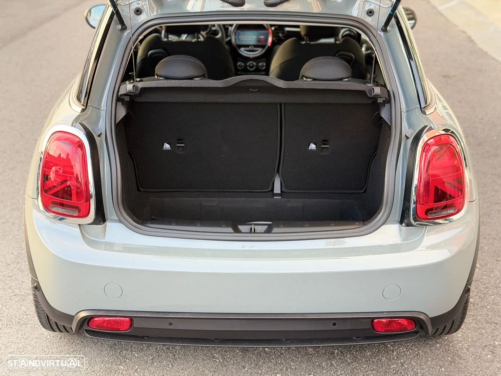MINI 3 Portas Cooper E Essential - 10