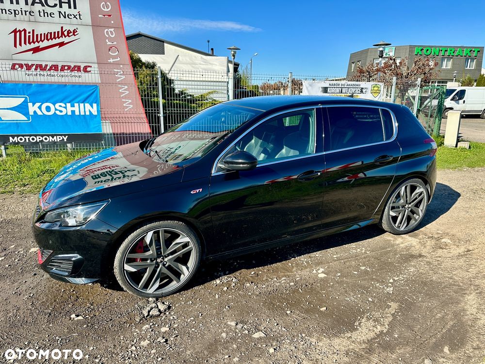 Peugeot 308 1.6 e-THP GTi by Sport S&S - 9