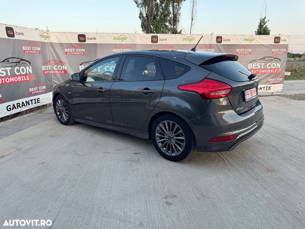 Ford Focus 1.0 EcoBoost ST-Line - 2