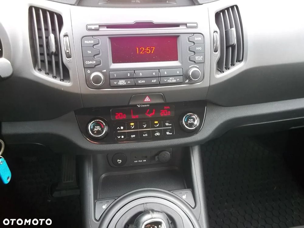 Kia Sportage 2.0 CRDI 4WD Dream-Team Edition - 16