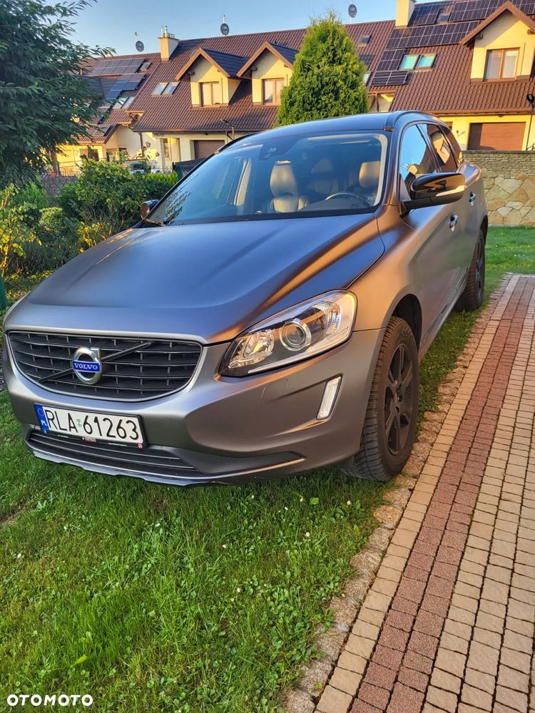 Volvo XC 60 D4 AWD Summum - 4