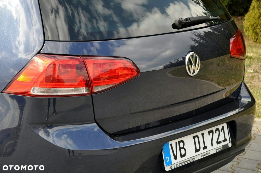 Volkswagen Golf - 16