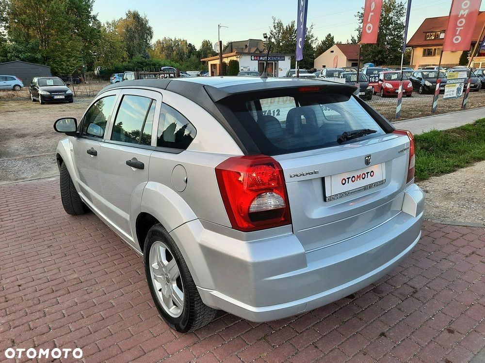 Dodge Caliber - 7