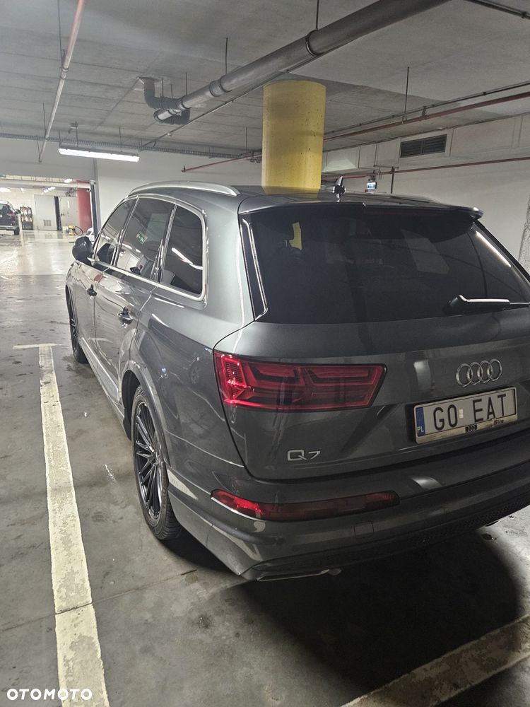 Audi Q7 - 13
