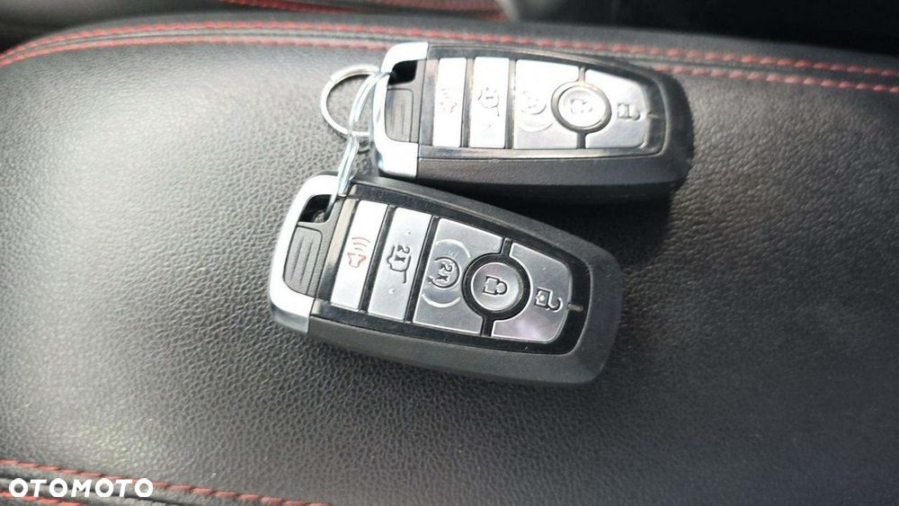Ford Escape - 12