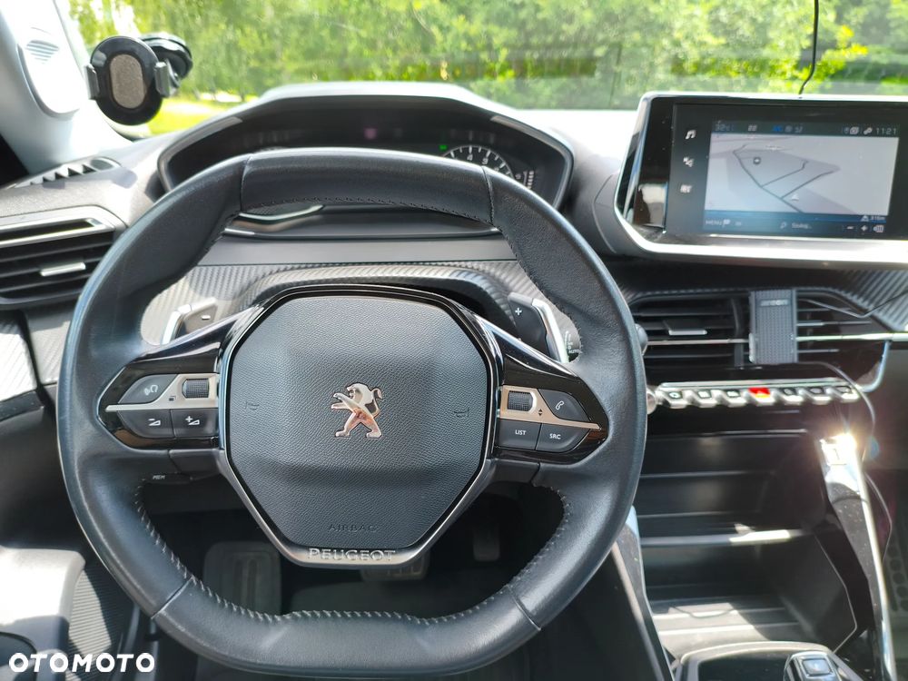 Peugeot 2008 1.5 BlueHDi Allure Pack S&S EAT8 - 17