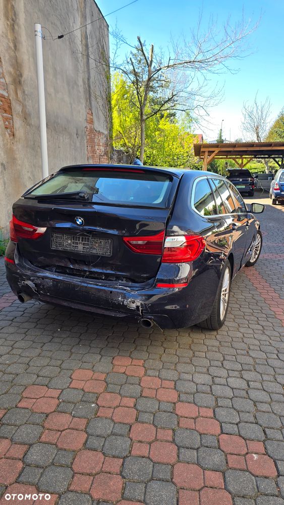 BMW Seria 5 520i GPF - 3