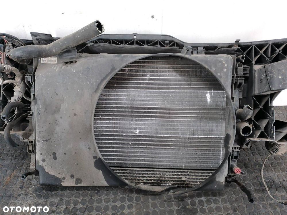 PAS PRZÓD, CHŁODNICE, WENTYLATOR MERCEDES VIANO A6398800003 3.5 V6 - 10