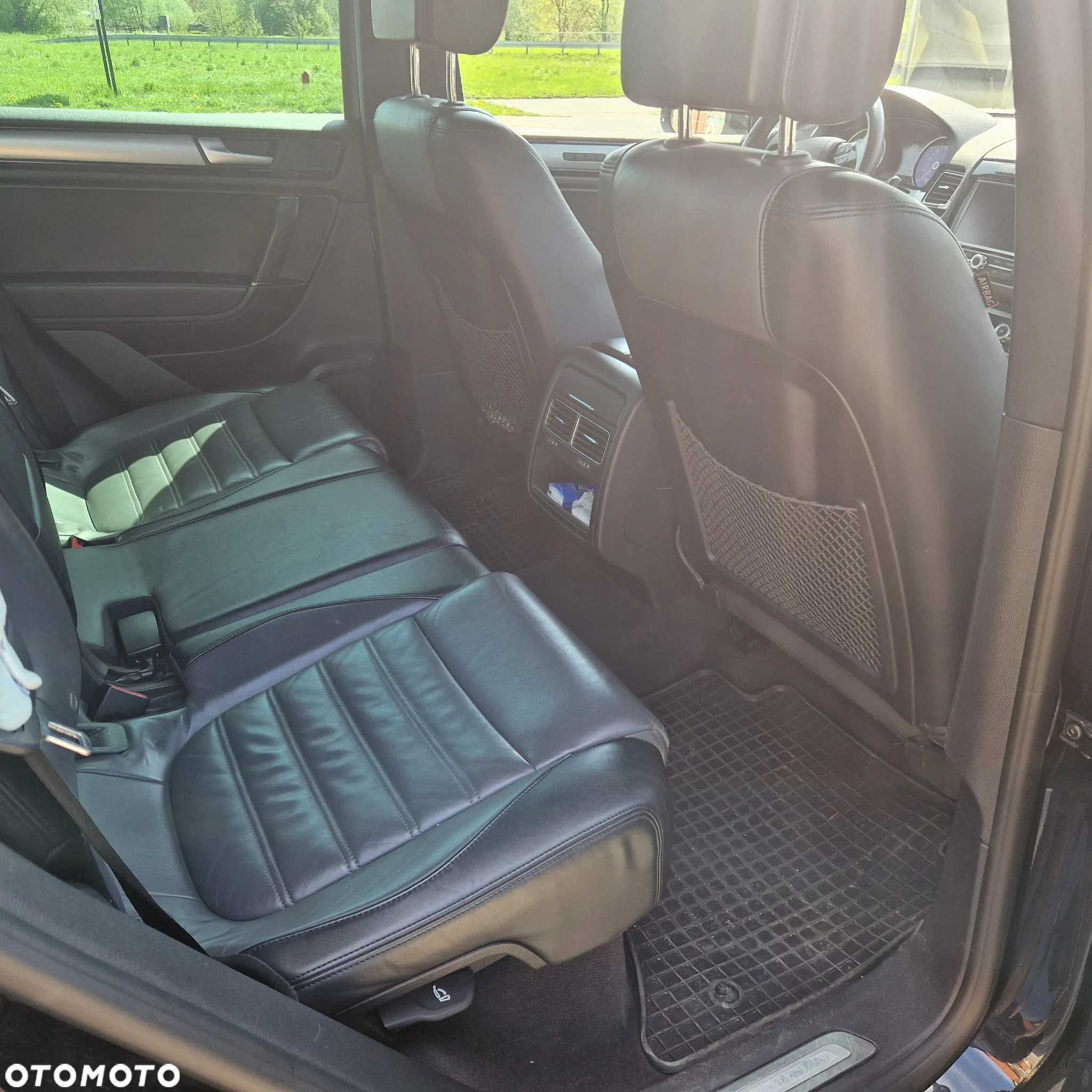 Volkswagen Touareg 3.0 V6 TDI BMT R-Style - 10