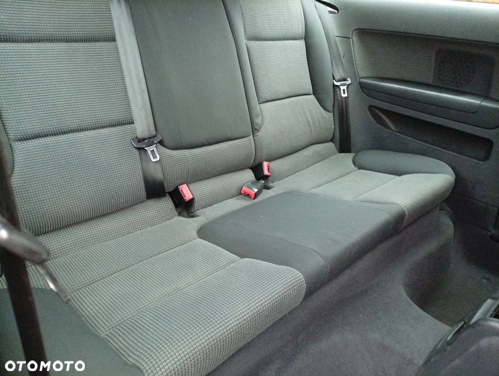 Audi A3 3-drzwiowe 1.6 Ambition - 13