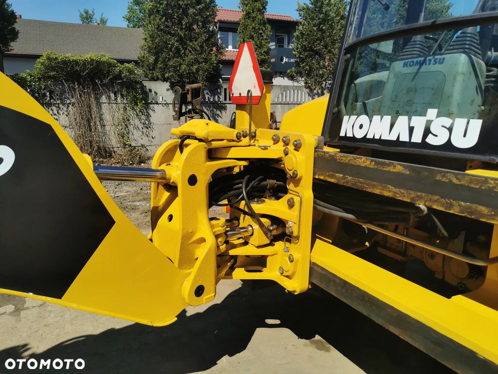 Komatsu WB97S-2 - 9