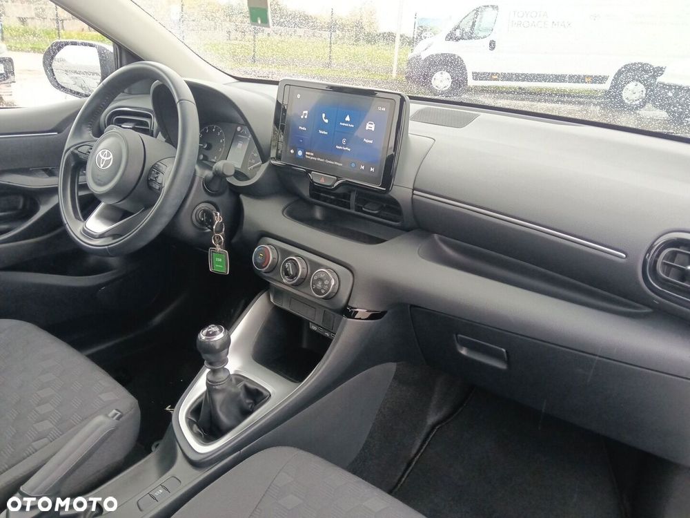 Toyota Yaris 1.5 Comfort - 10