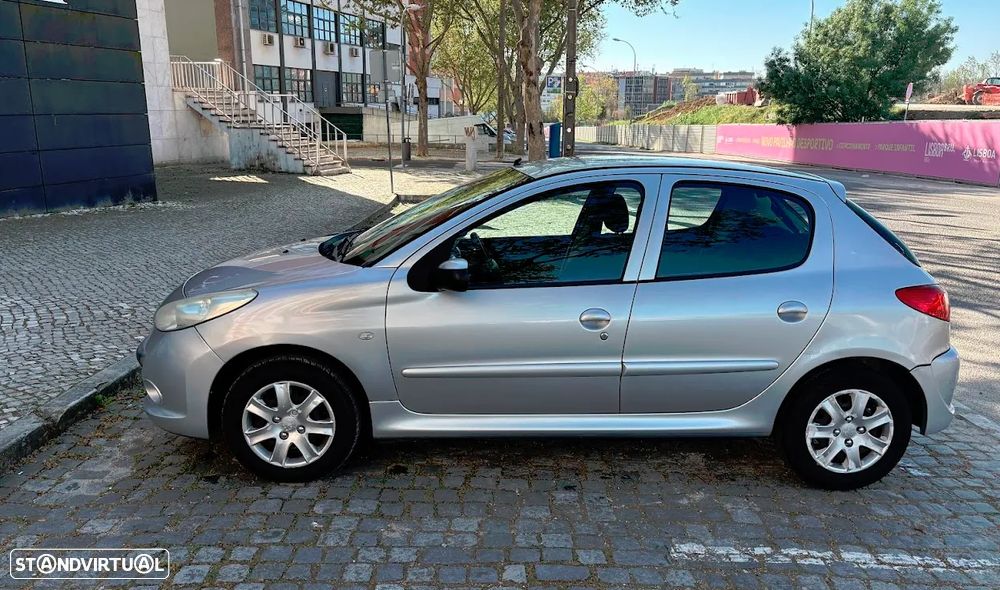 Peugeot 206+ 1.1 Urban - 4