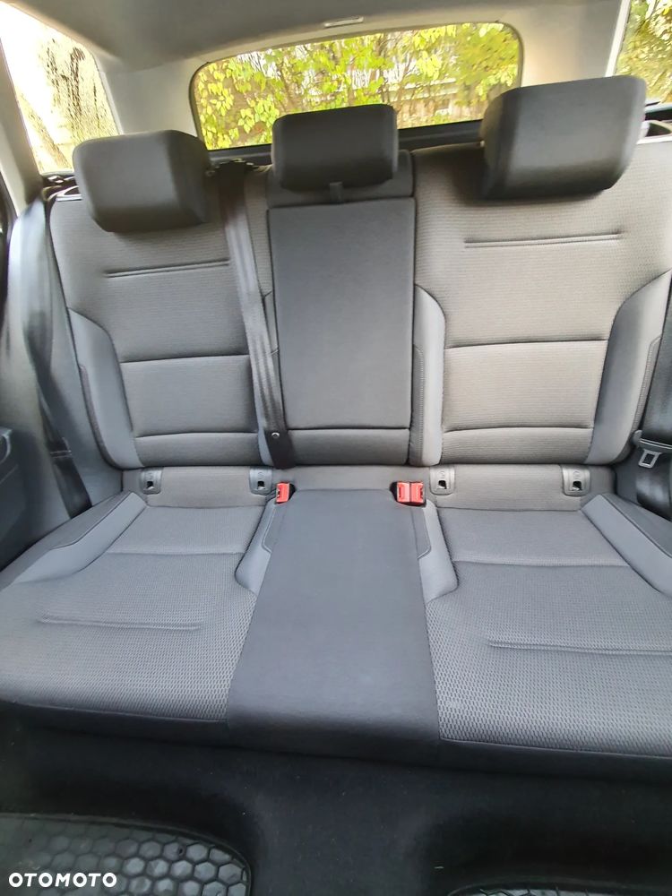 Volkswagen Golf - 7