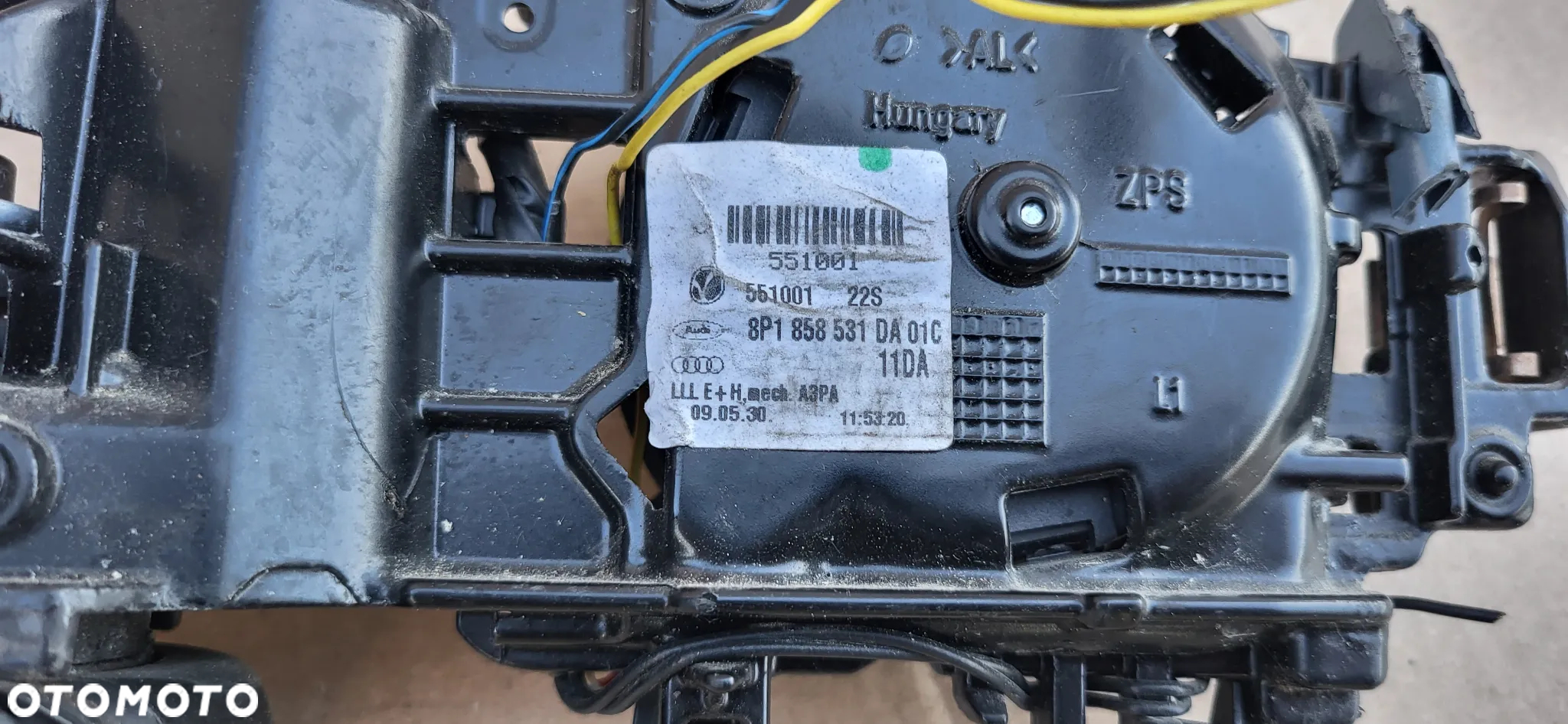 LUSTERKO LEWE AUDI A3 8P 6PIN 8P1858531DA - 6