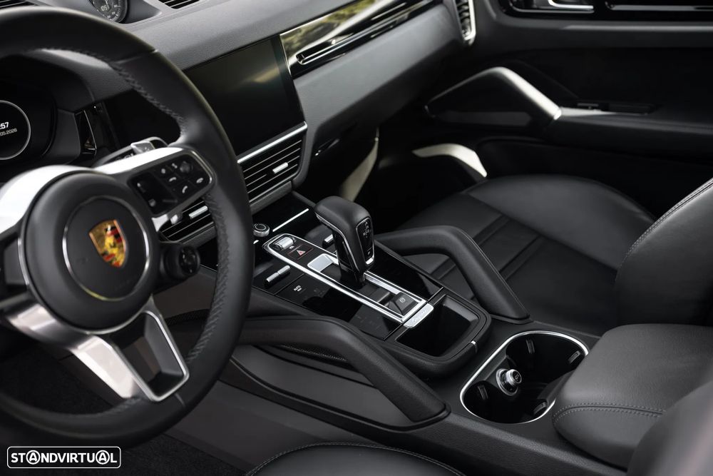 Porsche Cayenne E-Hybrid - 24