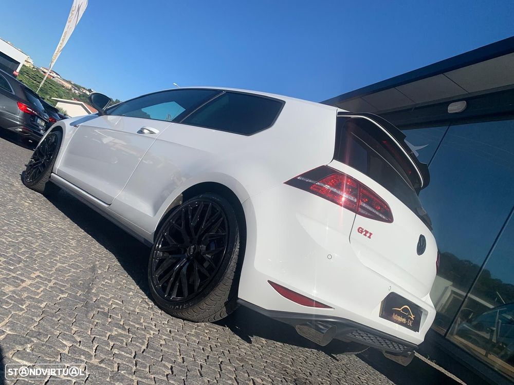 VW Golf 2.0 TSi GTi DSG Performance - 9