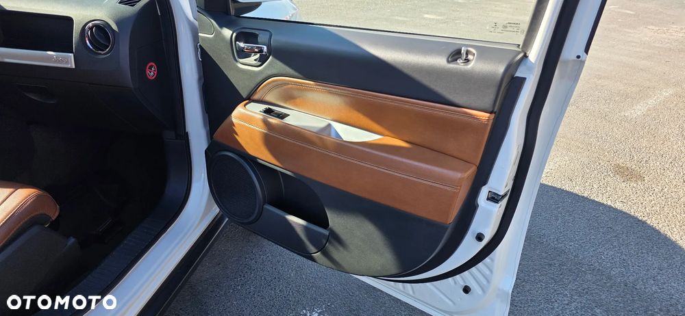 Jeep Compass 2.4I 4x4 Automatik Limited - 25