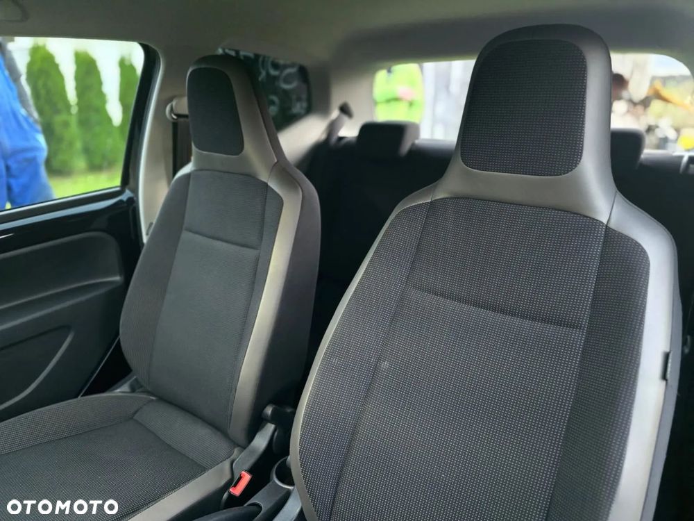 Volkswagen up! (BlueMotion Technology) high - 21