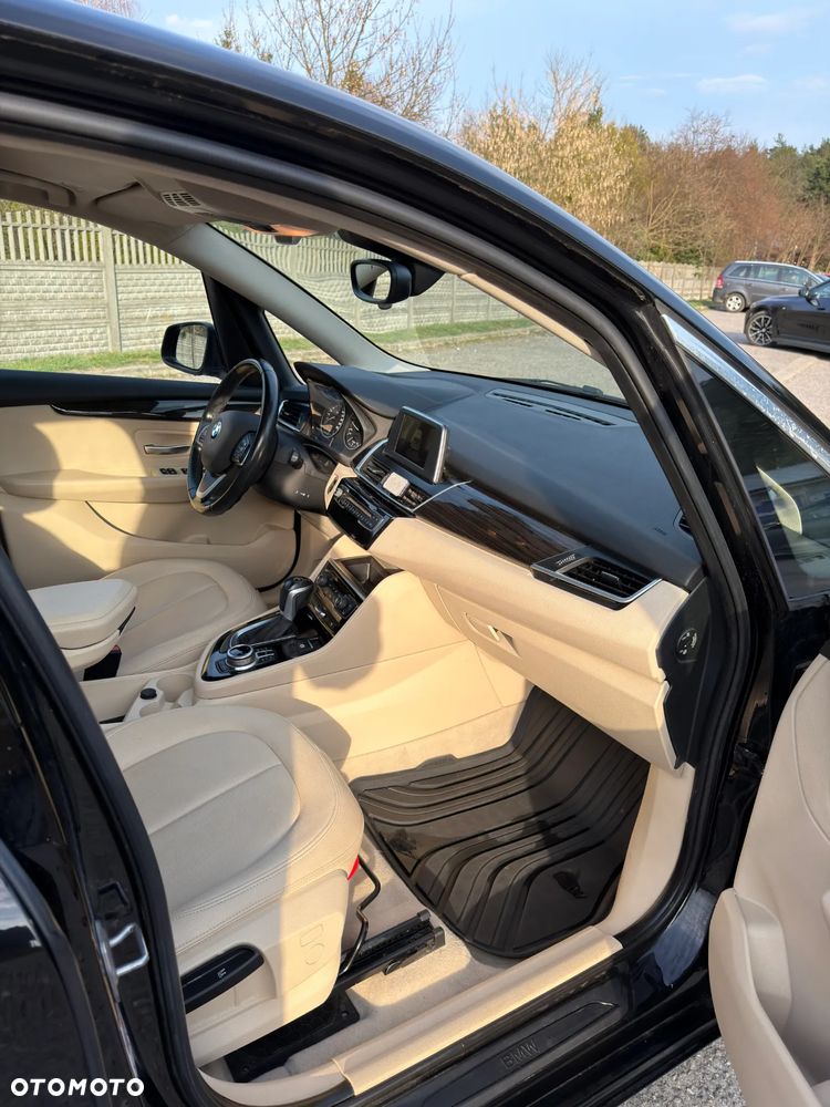 BMW Seria 2 218i - 16