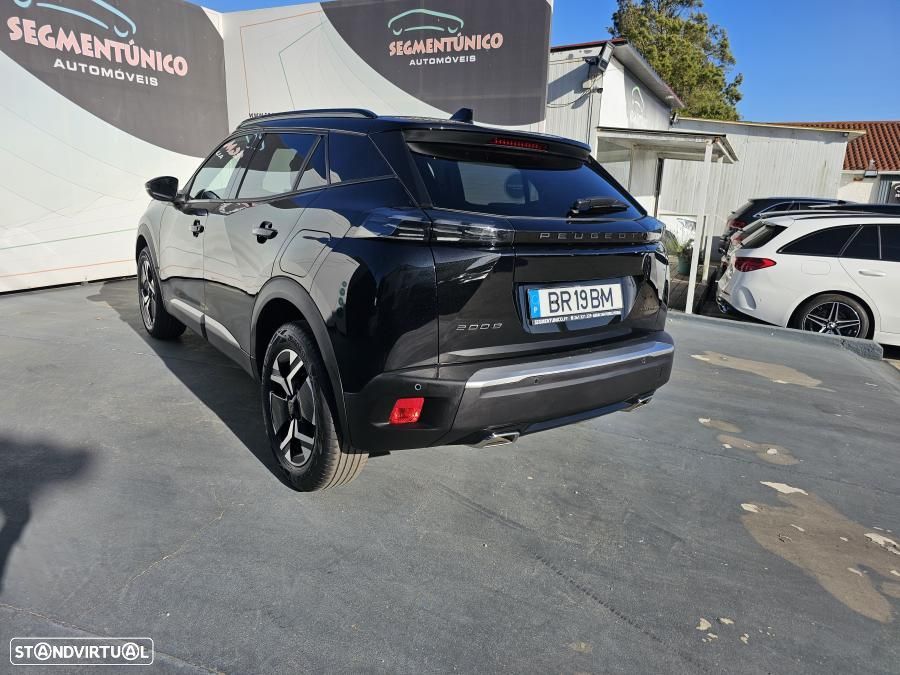 Peugeot 2008 1.2 Hybrid Allure e-DCS6 - 11