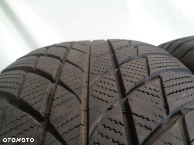 4X BRIDGESTONE BLIZZAK LM001 225/60R18 104H - 3
