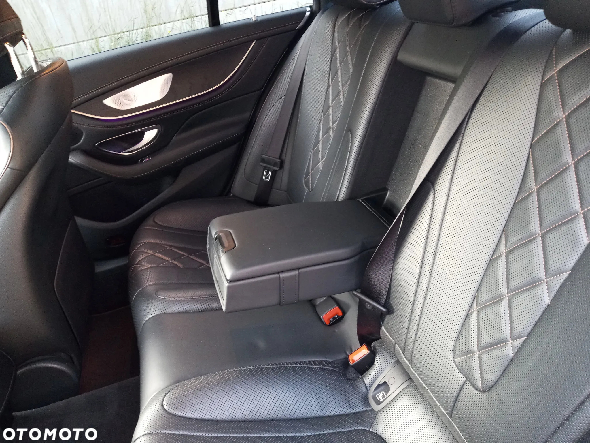 Mercedes-Benz CLS 350 d 4-Matic 9G-TRONIC - 29