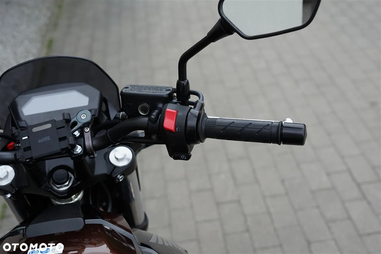Honda NC - 16