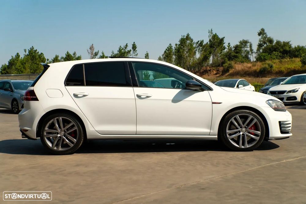 VW Golf 2.0 TSi GTi DSG Performance - 10