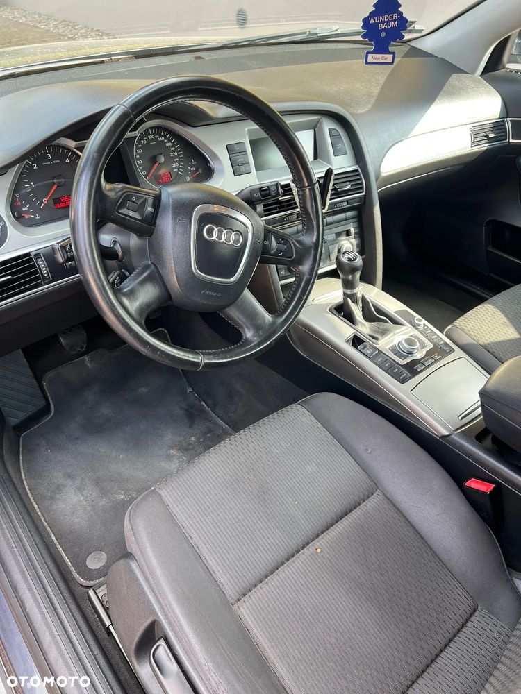 Audi A6 Avant 2.0 TDI - 11