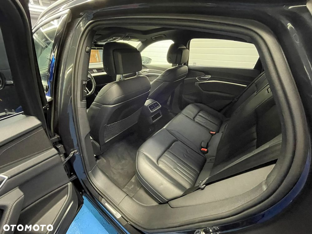 Audi e-tron Sportback 55 quattro - 8