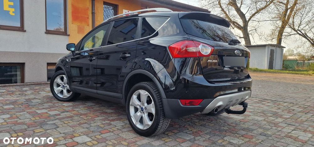 Ford Kuga 2.0 TDCi 4x4 Titanium - 28