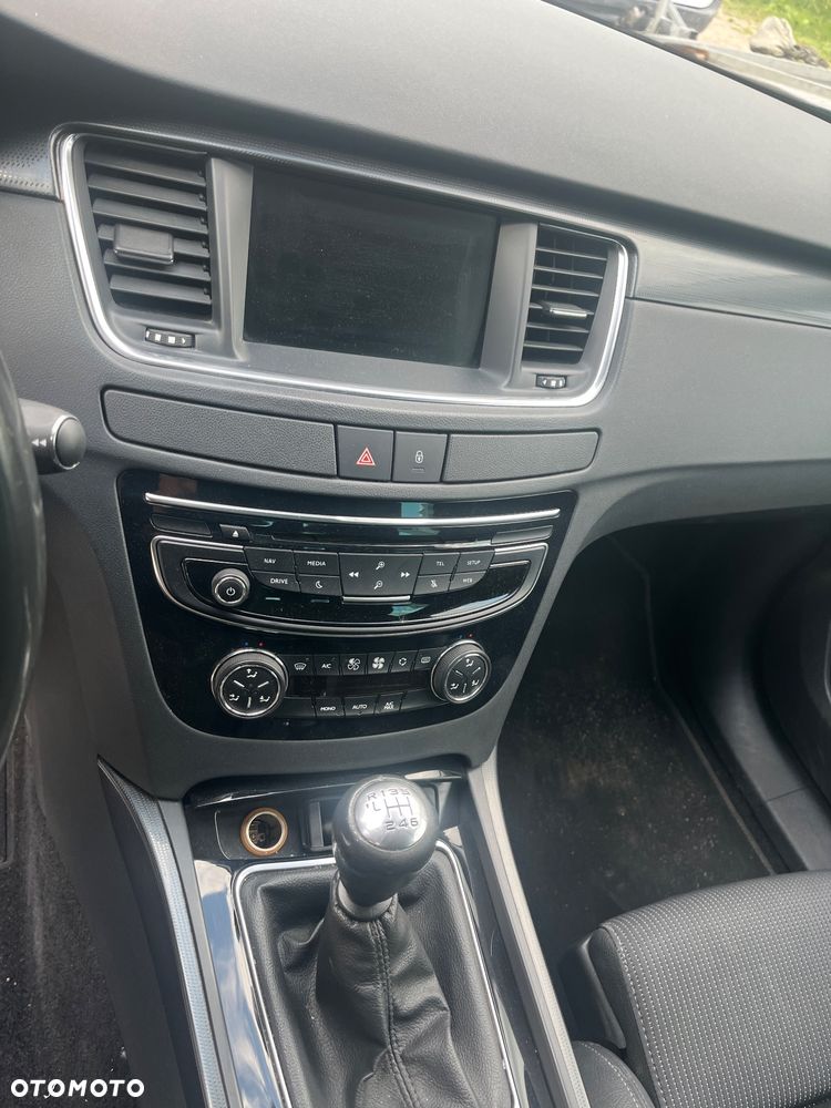Peugeot 508 BlueHDi 150 Stop&Start Business-Line - 24