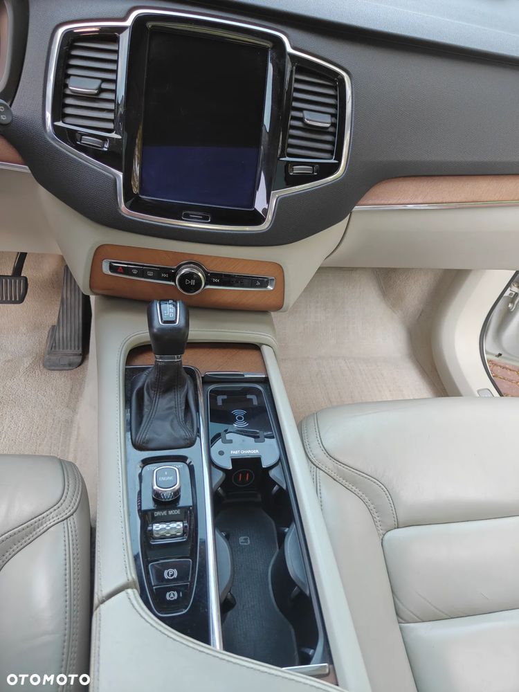 Volvo XC 90 D5 AWD Inscription - 22