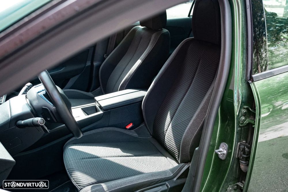 Peugeot 308 180 e-EAT8 GT - 9