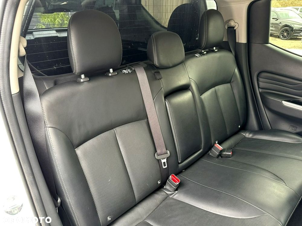 Mitsubishi L200 2.2 d DC Instyle Plus - 17