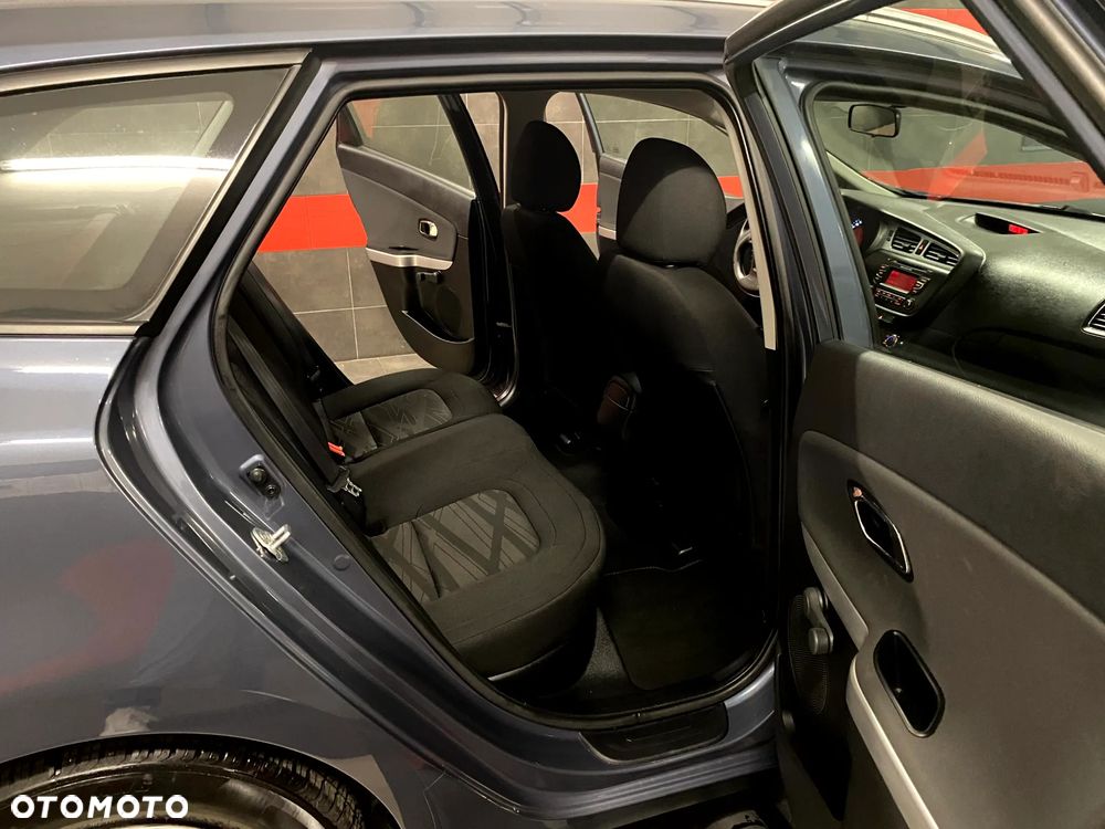 Kia Ceed 1.6 GDI Vision - 21