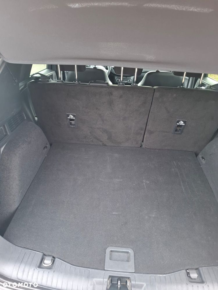 Ford Kuga - 5