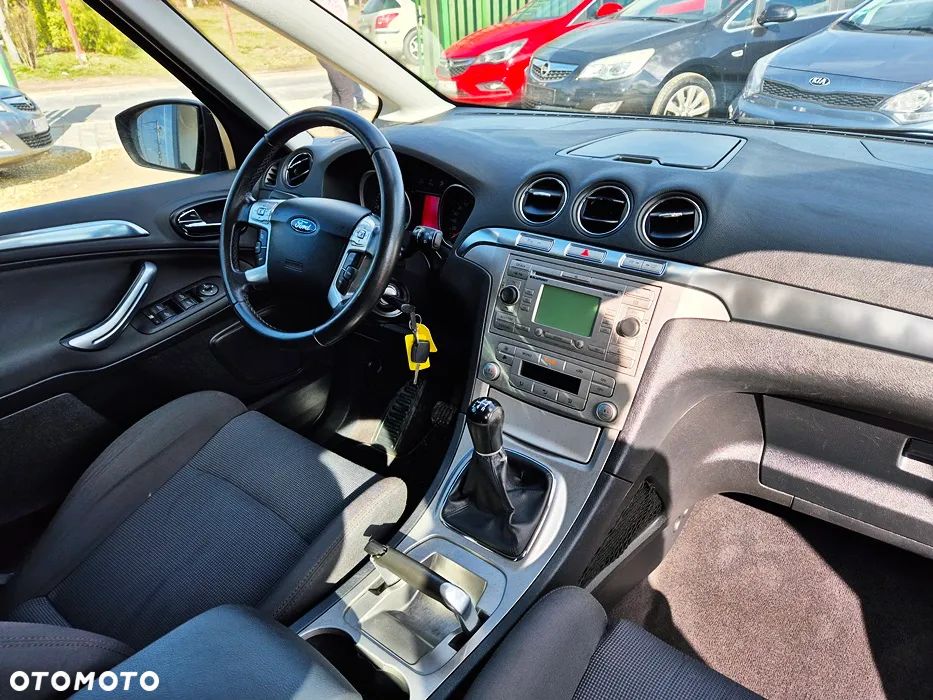 Ford S-Max 2.0 Viva Titanium - 39